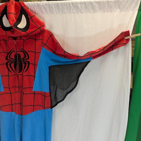 Spiderman Costume/Pajamas Size 0-2 - Picture 3 of 12